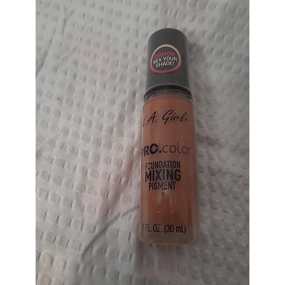 L.A. Girl PRO.color‎ Foundation Mixing Pigment, Orange GLM713